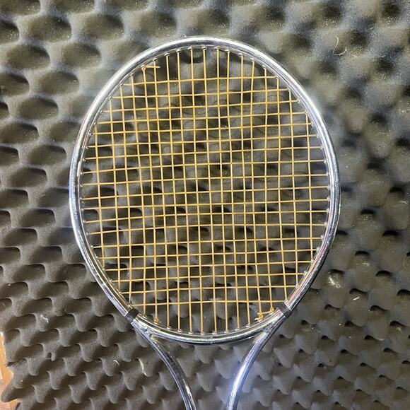 Ektelon Silver Pre-Strung Racquetball Racquet Size 14.5" with Bag - Picture 6 of 7